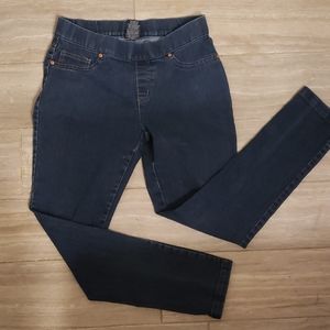 Stretchy skinny means